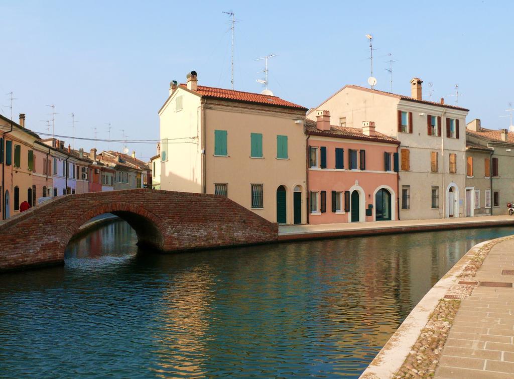 B&B La Pitagora Comacchio Extérieur photo